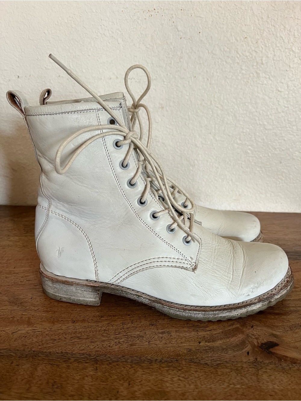 Frye White Distressed Veronica Combat Moto Boots Size 9